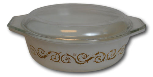 Pyrex Empire Swirl Oval Casserole with Glass Lid. 1.5 Quart - Vintage Condition