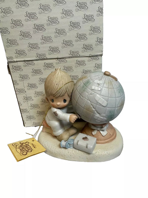 Vintage PRECIOUS MOMENTS JESUS IS THE ANSWER Boy Patching The World E-1381R NIB