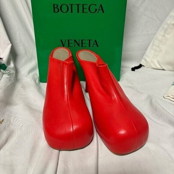 Bottega Veneta Red Leather Stretch The Bold Mule Shoes Clogs: 7.5 -  8 / 38 NIB